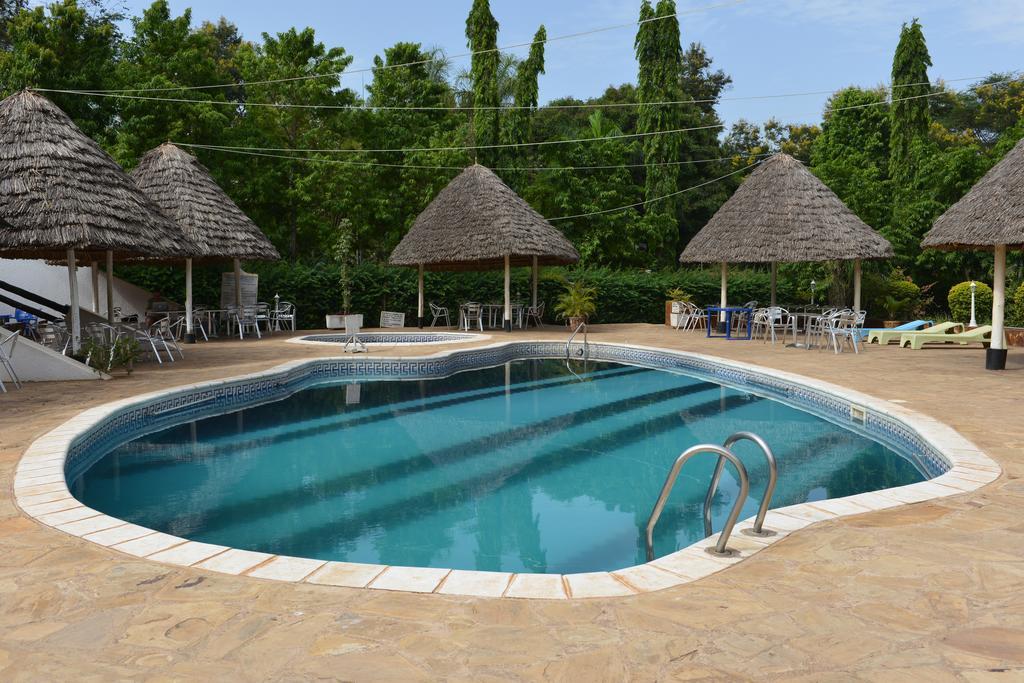 Morogoro Hotel Bagian luar foto