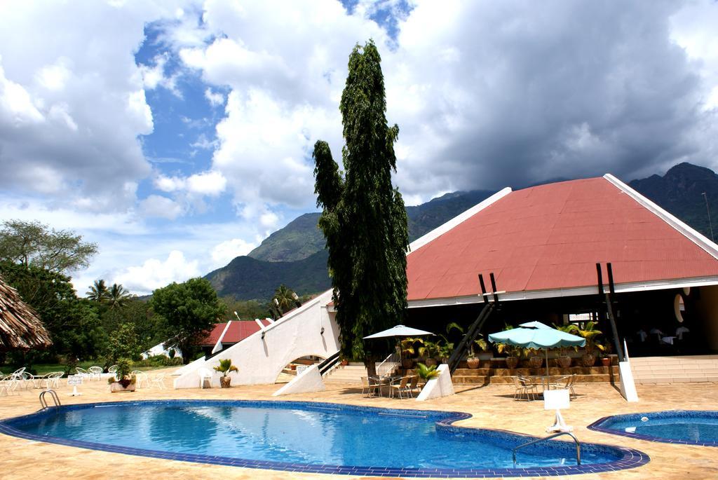 Morogoro Hotel Bagian luar foto